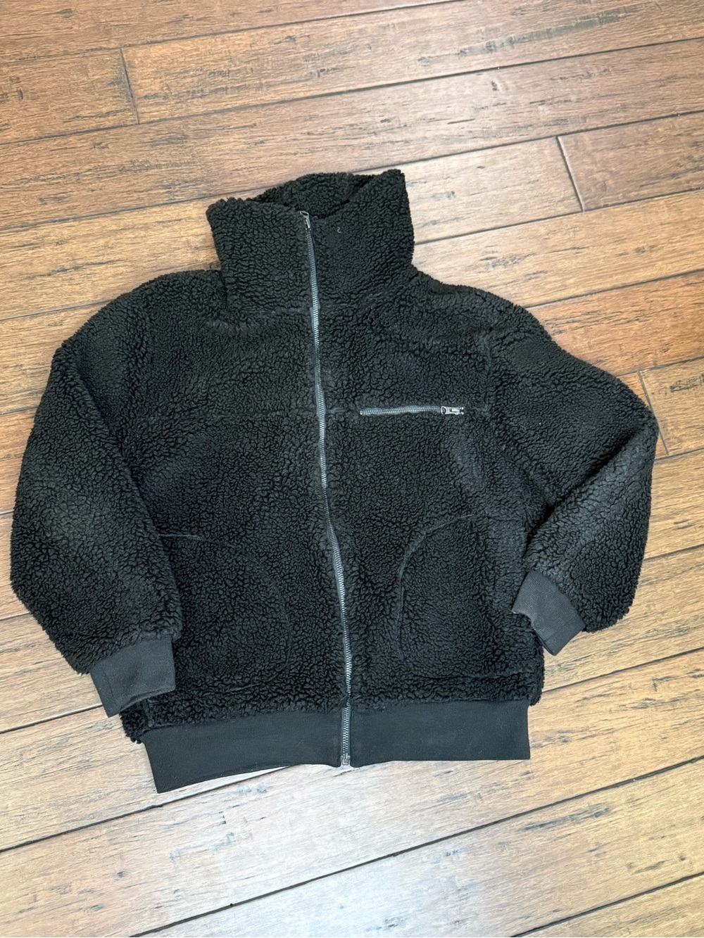 Wilfred Free women’s Black Sherpa Zip-Up bomber Jacket size M